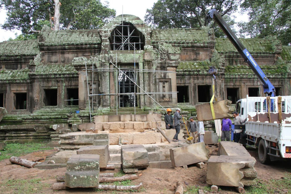 Restore of angkor