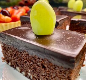 HARI Bakery & R...