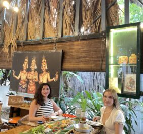 PINAK POU Restaurant