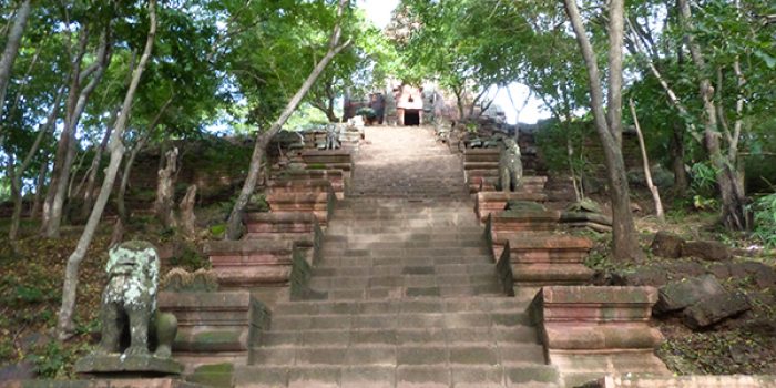 Steps-to-Phnom-Banan-Temple